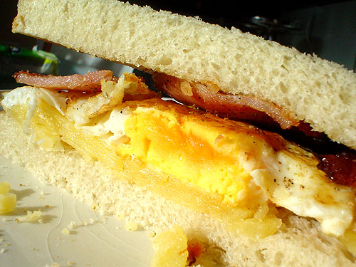 An egg, bacon and cheese sandwich